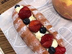 乳酪草莓包-LELECHA乐乐茶(上海五角场万达广场店)