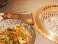 -铭牛烧肉·和牛海鲜自助(高新月牙湖店)