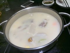 -官也街澳门火锅(新源里店)