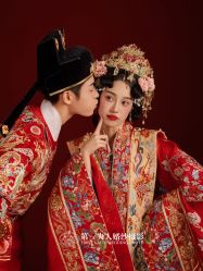 -第一夫人婚纱摄影(南京店)