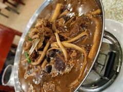 鲜茶树菇炖牛腩-川渝美食·烤鱼(背阴胡同店)