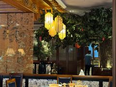 -八府香鸭·啫啫煲(华山路店)