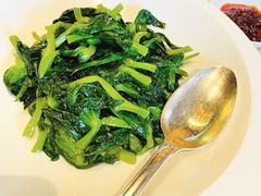 五粮液炒豆苗-北京四季酒店·采逸轩