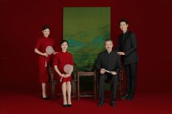 -至臻微拉婚纱摄影