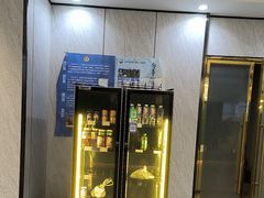 -逸米酒店(广州中山大学附属第一医院东山口地铁站店)