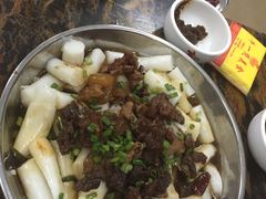 -牛一煲美食(江高店)