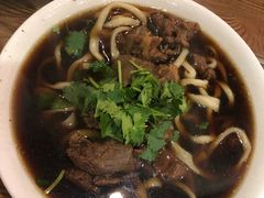 -清真吴记门钉肉饼·喜多利