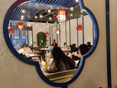 -尚尚仙·酸汤猪手·猪肚鸡火锅(华联万柳购物中心店)