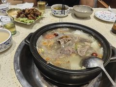 -九寨沟特色牦牛肉汤锅