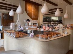 -VERIE BAKEHOUSE