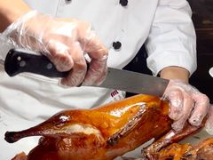 酥香嫩烤鸭-四季民福烤鸭店(外滩外白渡桥店)