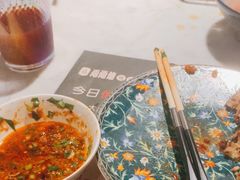 -尚尚仙·酸汤猪手·猪肚鸡火锅(华联万柳购物中心店)