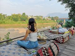 -乌托邦酒吧和餐厅