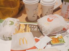 -麦当劳(阳朔益田西街店)