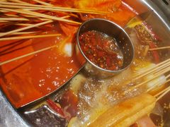 -佰人王串串香火锅(洋珠巷店)