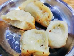 -黄阿姨锅贴大王(万航渡路店)