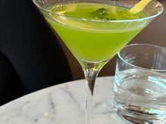 -瑰丽酒店·海吧·天际下午茶·现场DJ·天台酒吧