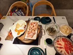 -椰子湾·海南火锅·糟粕醋·椰子鸡(正大广场店)