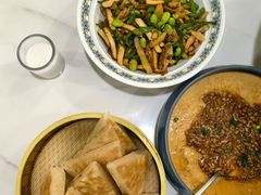 青椒干子毛豆肉丝-雅酌园百姓菜馆(颐和路店)
