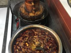 -谢老五跷脚牛肉·非遗传承店