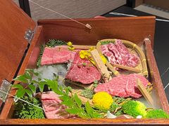 -山川小町·极番烧肉(新地假日广场店)