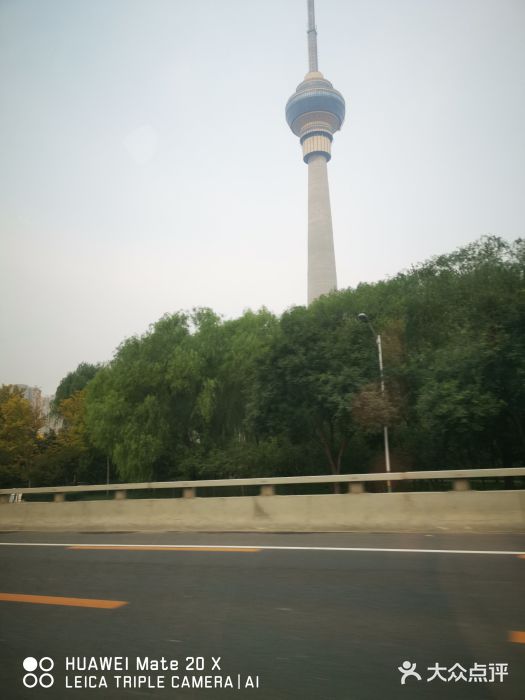 中央广播电视塔门面图片