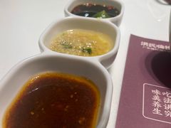 -洪氏嗨捞·猪肚鸡火锅(阳光天地店)
