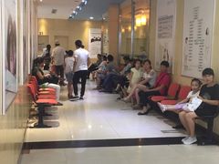 -武汉大学附属爱尔眼科医院(湖北总院)