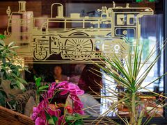 -苹果树下艺术餐厅(宋庄店)