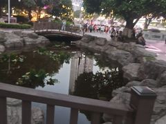 -观音桥步行街