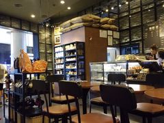 -星巴克臻选(深圳皇庭广场分店)