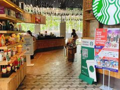 零售区-星巴克臻选(湖滨道店)