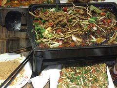 -范二妹独特烧烤夜宵城(宜宾总店)