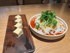 -谷丽麦馕新疆菜·清真(步步高梅溪新天地店)