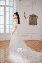 点击看大图 -艾拉·女王婚纱礼服馆