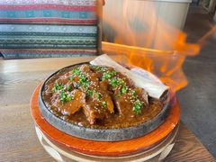 招牌田园火焰牛肋骨-蜜桃餐厅·伴山(湖滨商业街店)