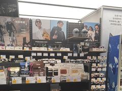 -迪卡侬(环球港店)
