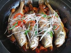 八分钟砂锅焗黄鱼-有喜胶东小馆(太申祥和店)