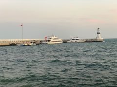 -鑫渔港海鲜本地菜·山海关浑锅(东戴河店)