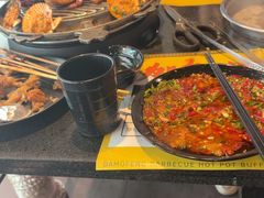 -大漠风炭火烤肉火锅自助餐厅(台山万达店)