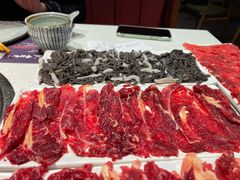 匙仁-牛村来人潮汕牛肉火锅(西单店)