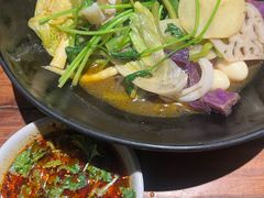 -万记麻辣烫国展总店