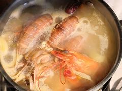 -领鲜活海鲜榴莲自助火锅(东门店)