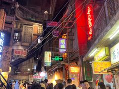 -万泊酒店(长沙五一广场国金中心店)