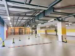 -经纬汇-停车场