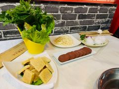 -羊家胡同·龙虾烧烤火锅(龙汇路店)