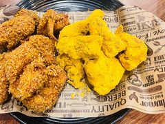 -BHC炸鸡(明洞总店)