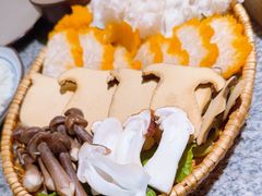 -云荷里·蒸汽石锅鱼·云南菜(中发百旺店)