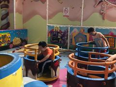 -蒙特利亲子乐园