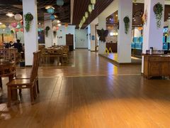 -顺兴鲜鱼庄·黑龙滩环球融创天堂洲际酒店